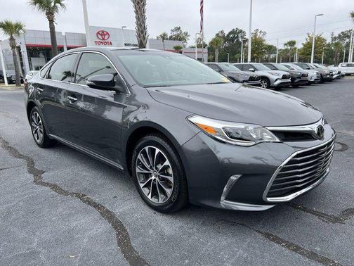 2017 Toyota Avalon XLE Premium