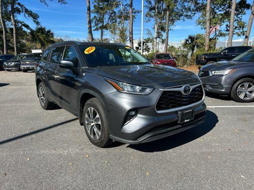 2020 Toyota Highlander XLE
