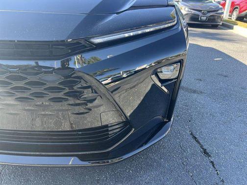 2025 Toyota Crown Signia Limited