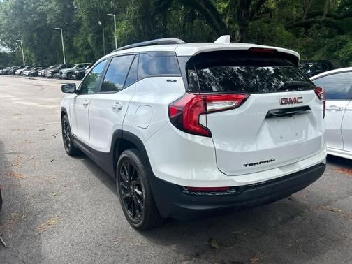 Summit White 2023 GMC Terrain SLE