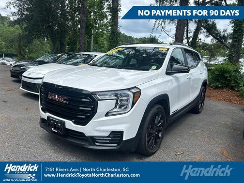 Summit White 2023 GMC Terrain SLE