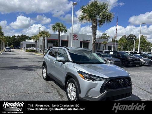 2024 Toyota Corolla Cross LE