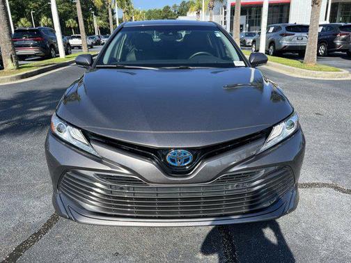 2018 Toyota Camry Hybrid XLE