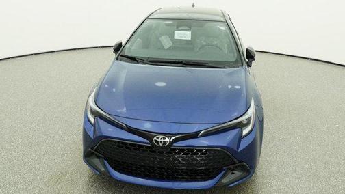 Blue Crush Metallic/Midnight Black Metallic 2026 Toyota Corolla SE