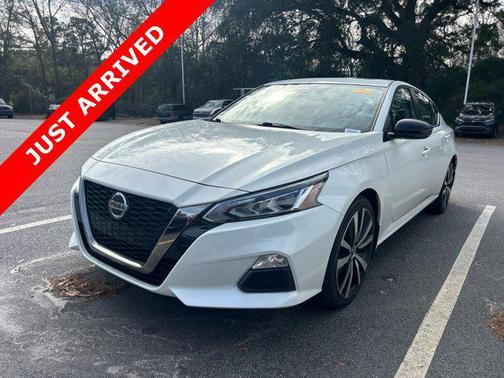 2020 Nissan Altima SR FWD