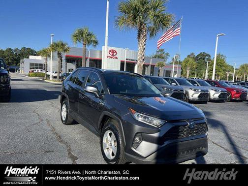 2020 Toyota RAV4 Hybrid XLE