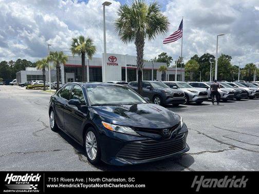 2019 Toyota Camry Hybrid XLE