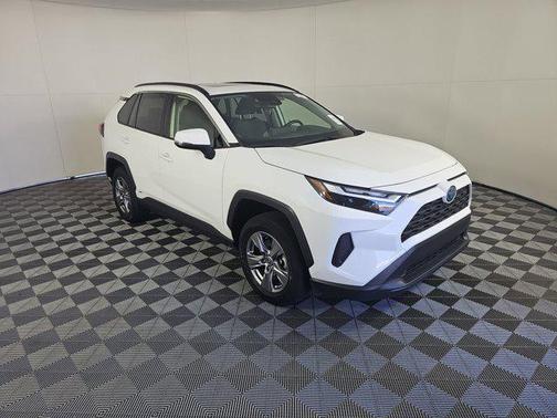 2023 Toyota RAV4 Hybrid XLE
