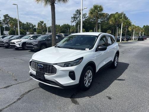 Oxford White 2024 Ford Escape Active
