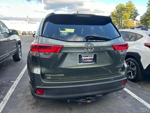 2017 Toyota Highlander LE Plus