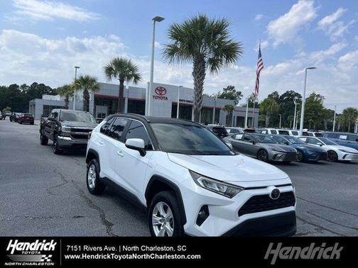 2020 Toyota RAV4 XLE