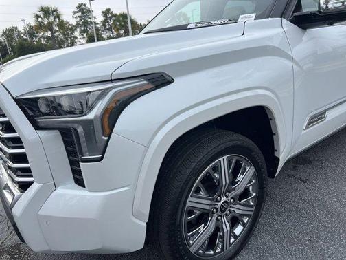 2024 Toyota Tundra Hybrid Capstone