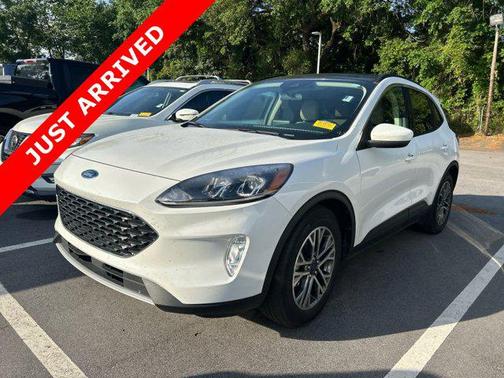 2020 Ford Escape SEL