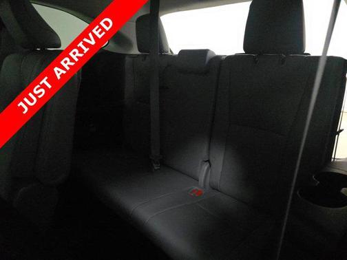 Magnetic Gray Metallic 2021 Toyota Highlander Hybrid Platinum