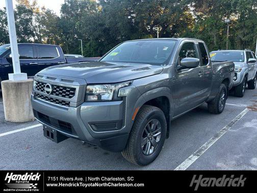 2025 Nissan Frontier SV