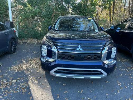 2023 Mitsubishi Outlander SE 2.5 2WD