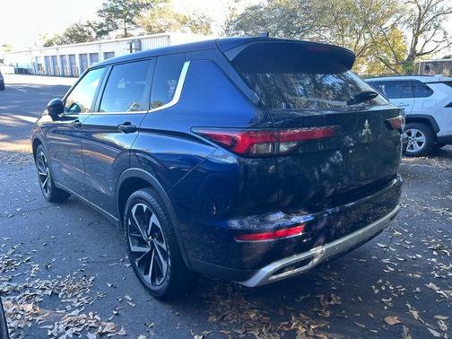 2023 Mitsubishi Outlander SE 2.5 2WD