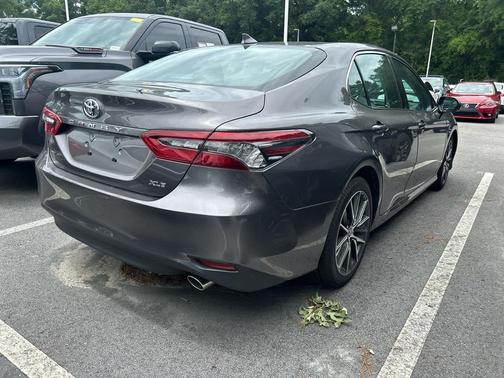 Predawn Gray Mica 2022 Toyota Camry XLE