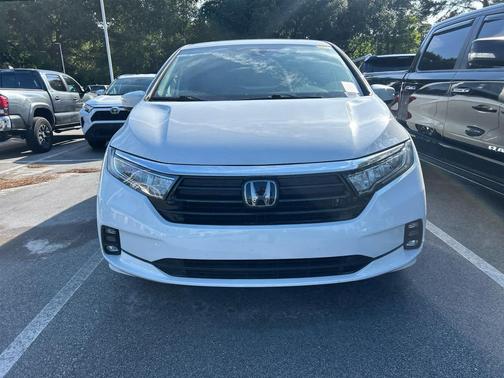 Platinum White Pearl 2024 Honda Odyssey EX-L