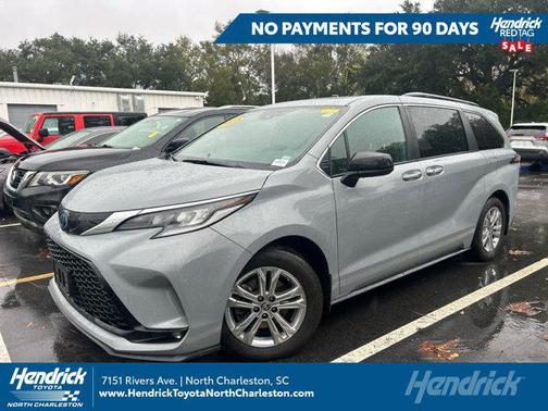 2023 Toyota Sienna XSE 7 Passenger