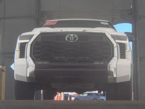 Ice Cap 2023 Toyota Tundra SR5