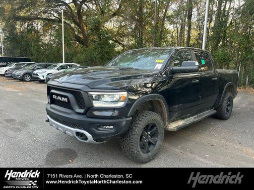 Diamond Black Crystal Pearlcoat 2022 RAM 1500 Rebel
