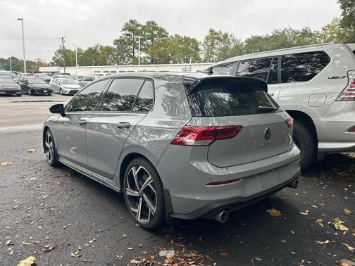 2024 Volkswagen Golf GTI 2.0T SE DSG