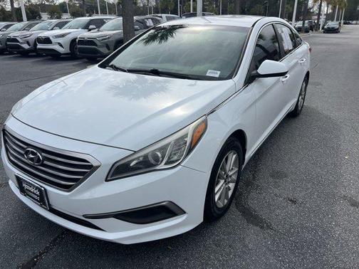 2016 Hyundai SONATA SE