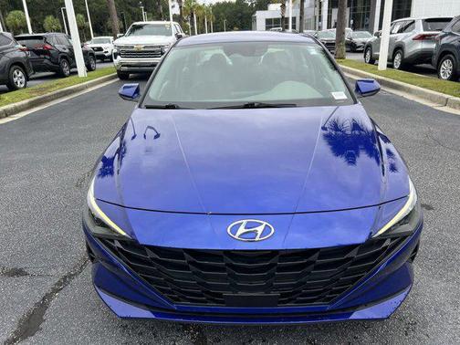 2021 Hyundai ELANTRA SEL