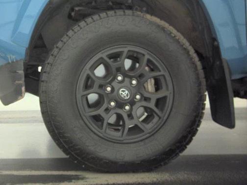 Cavalry Blue 2019 Toyota Tacoma SR5