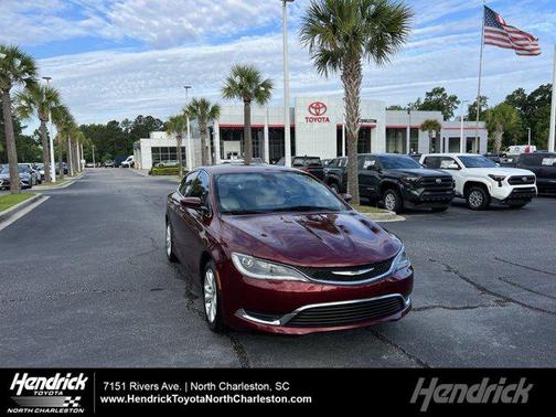 2017 Chrysler 200 Limited