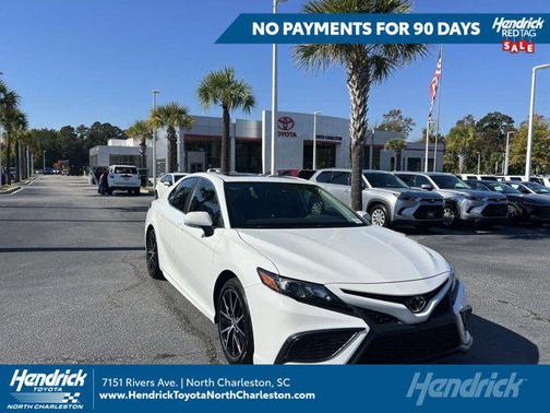 2024 Toyota Camry SE