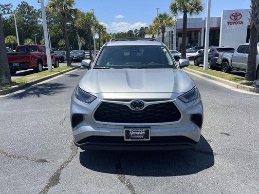 Celestial Silver Metallic 2023 Toyota Highlander L