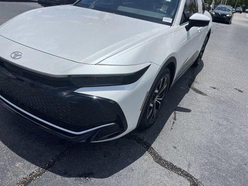 2024 Toyota Crown Limited