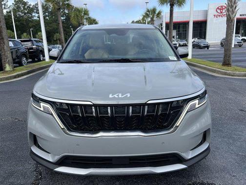 2023 Kia Carnival EX