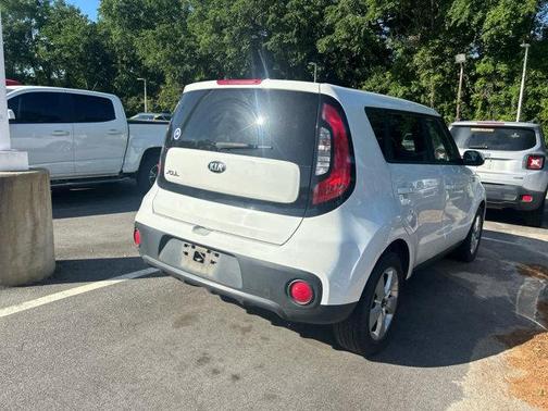 Clear White 2017 Kia Soul Base