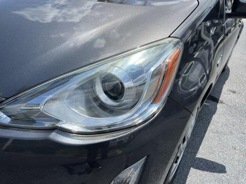 2016 Toyota Prius c One