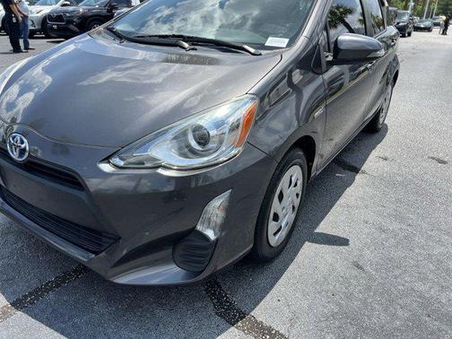 2016 Toyota Prius c One