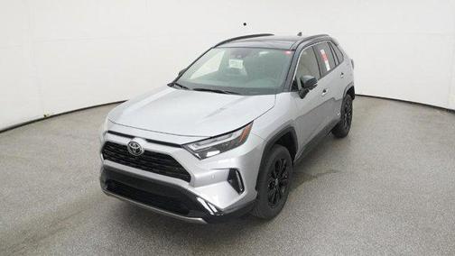 2025 Toyota RAV4 Hybrid SE