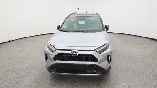 2025 Toyota RAV4 Hybrid SE