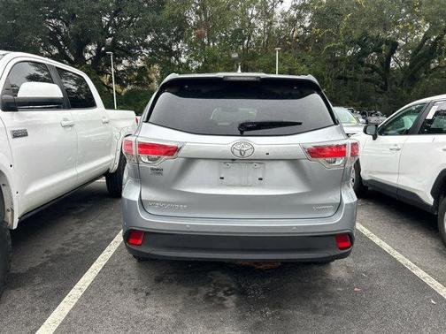 2016 Toyota Highlander Limited Platinum