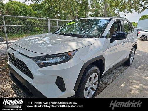 2020 Toyota RAV4 LE