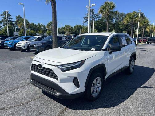 Ice Cap 2024 Toyota RAV4 LE