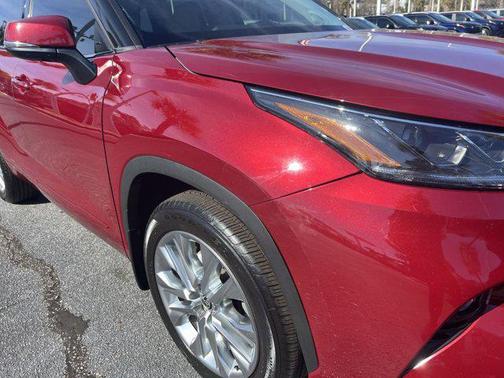 2022 Toyota Highlander Limited