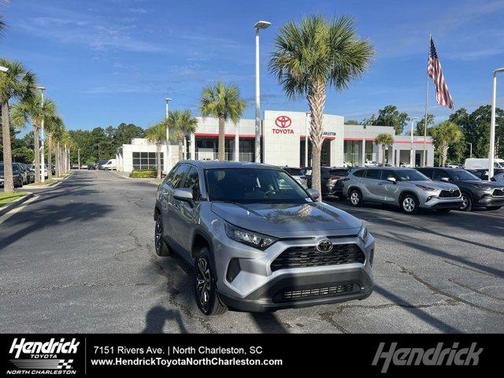 2022 Toyota RAV4 LE