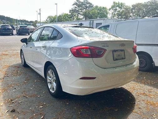 2019 Chevrolet Cruze LS