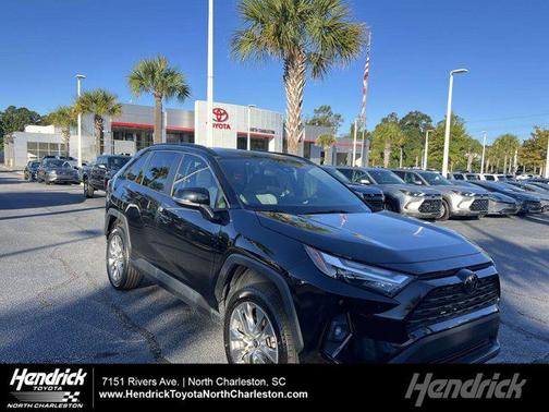 2022 Toyota RAV4 XLE Premium