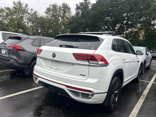 2022 Volkswagen Atlas Cross Sport 3.6L V6 SEL R-Line