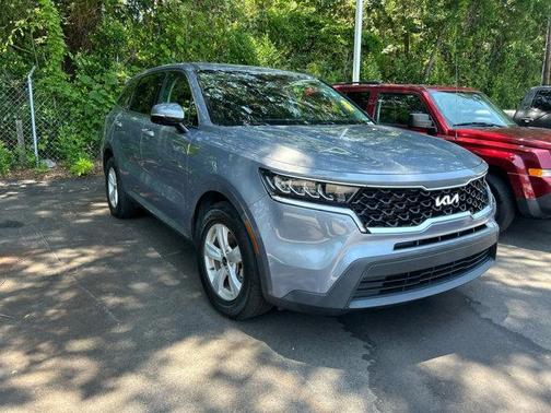 2022 Kia Sorento LX