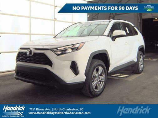 Ice Cap 2025 Toyota RAV4 XLE